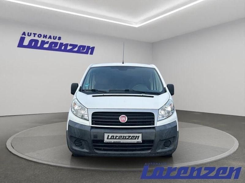 Gebraucht Fiat Scudo 89 PS (65 kW) 2016 Weiss Van
