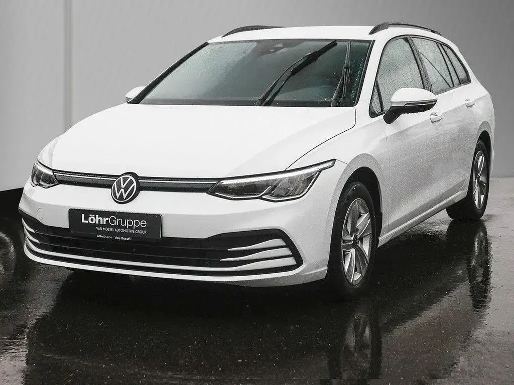 Gebraucht VW Golf VIII Business 150 PS (110 kW) 2022 Weiß Kombi