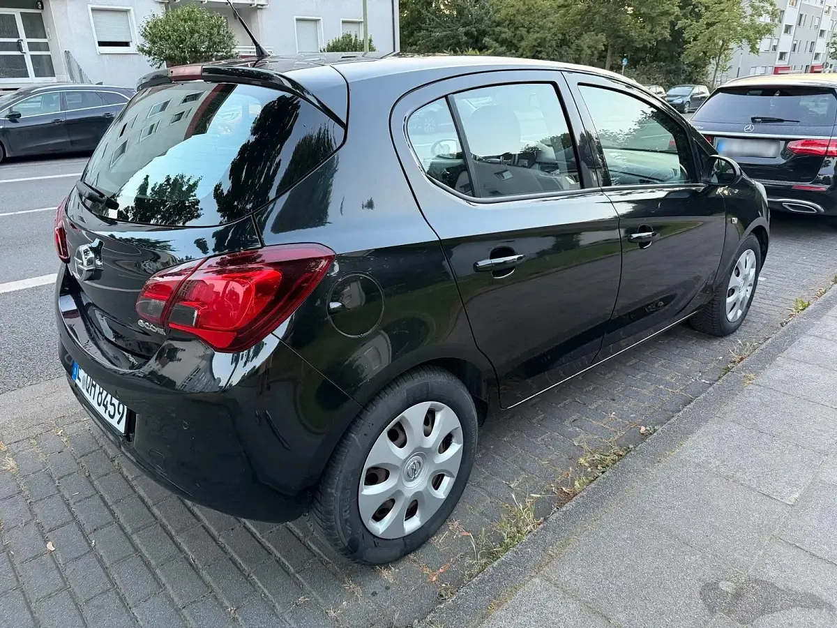 Gebraucht Opel Corsa 95 PS (69 kW) 2015 Schwarz Kleinwagen