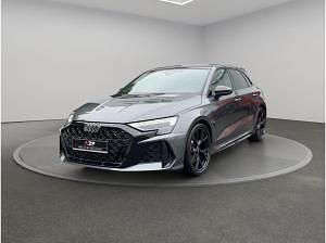 Neu Audi RS3 400 PS (294 kW) 2026 Grau (daytonagrau perleffekt) Limousine