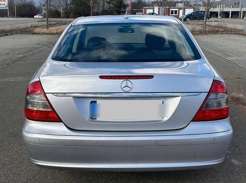 Gebraucht Mercedes 230 204 PS (150 kW) 2007 Silber Limousine