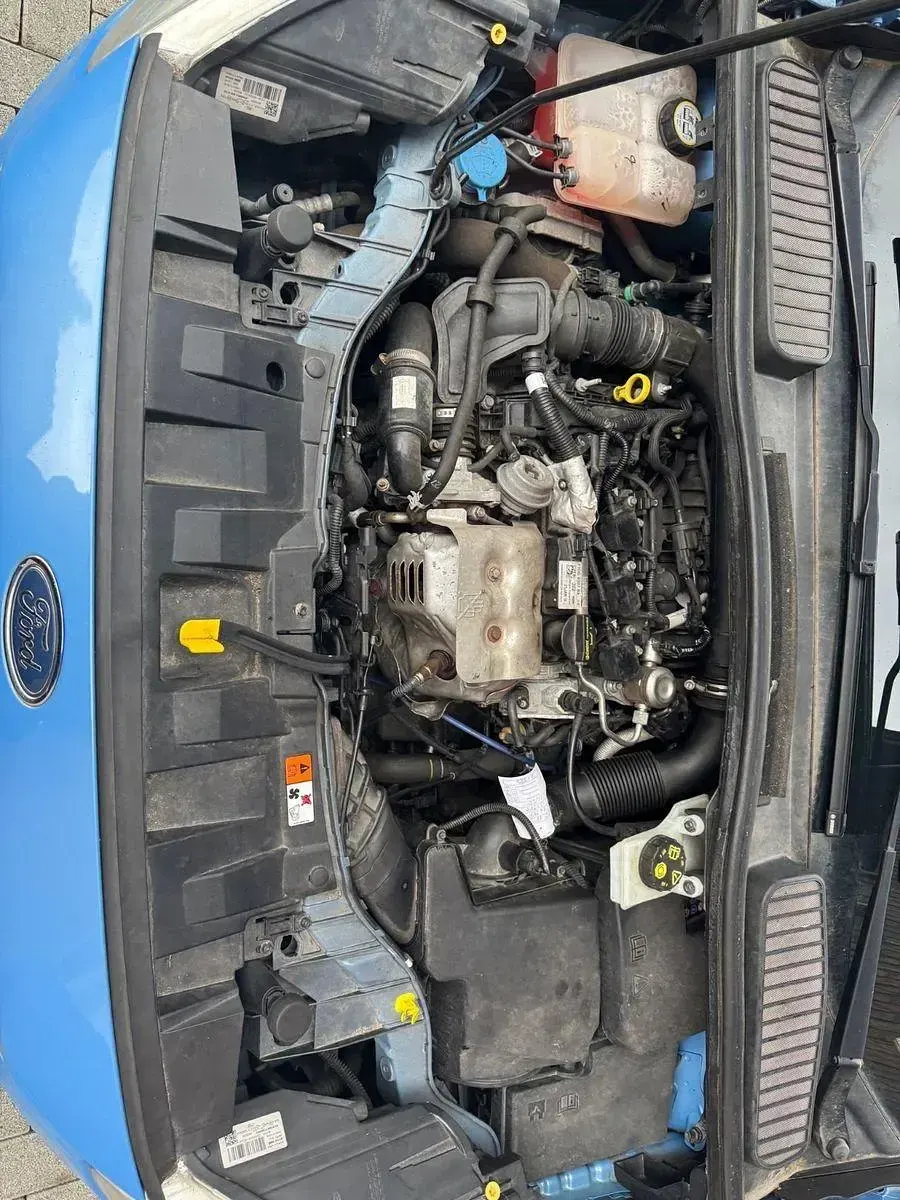 Gebraucht Ford C-MAX Ambiente 101 PS (74 kW) 2016 Blau Van / Kleinbus
