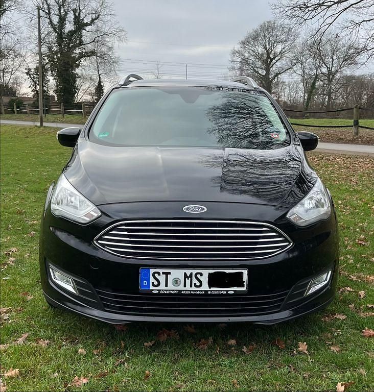 Gebraucht Ford Grand C-Max Titanium 125 PS (91 kW) 2017 Schwarz Van / Kleinbus