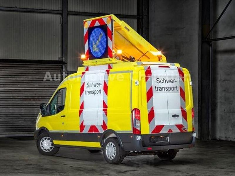 Gebraucht Ford Transit 170 PS (125 kW) 2024 Weiss Limousine