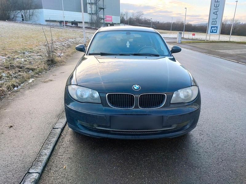 Gebraucht BMW 118 143 PS (105 kW) 2007 Schwarz Kleinwagen