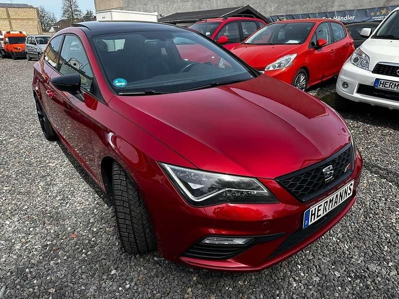 Second-hand Seat Leon CUPRA 300 CP (220 kW) 2017 Roșu Coupe