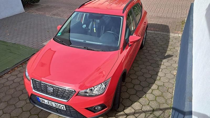 Rot Gebraucht 2020 Seat Arona Style SUV | 8.500 € (Superpreis) - Bild 1/4