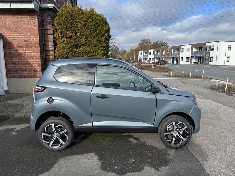 Neu Aixam AMBITION 2026 Grau Kleinwagen
