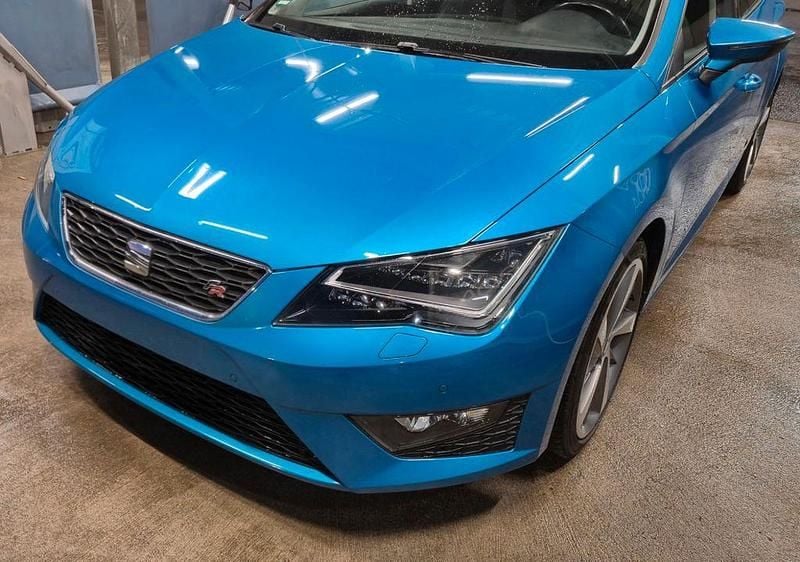 Second-hand Seat Leon FR 179 CP (131 kW) 2016 Albastru Berlinǎ