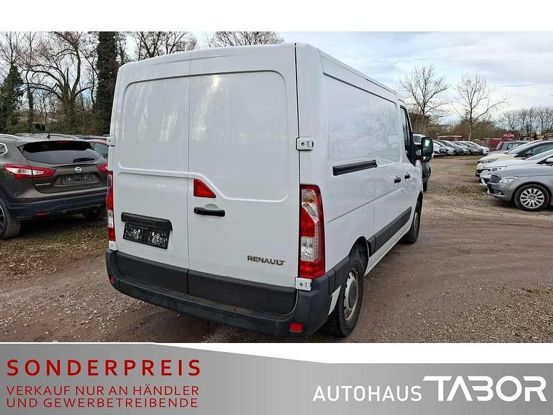 Second-hand Renault Master 135 CP (99 kW) 2021 Alb Van