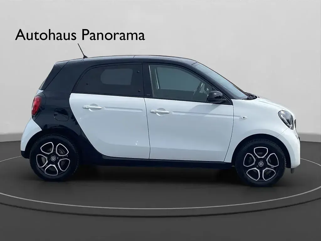 Gebraucht Smart ForFour Prime 90 PS (66 kW) 2018 Weiß Kleinwagen