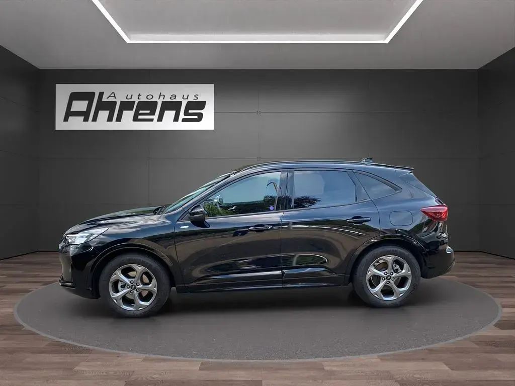 Gebraucht Ford Kuga ST-Line 186 PS (136 kW) 2025 Schwarz SUV