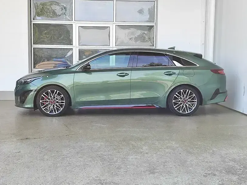 Używany Kia ProCeed GT 204 KM (150 kW) 2022 Zielony Hatchback