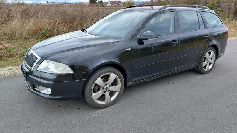 Schwarz Gebraucht 2008 Skoda Octavia Kombi | 1.500 € (Superpreis) - Bild 1/4
