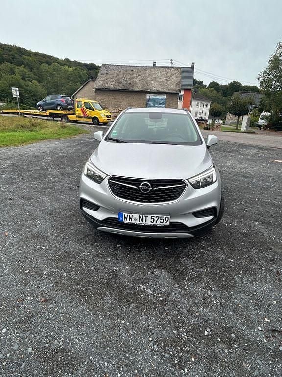 Grau Gebraucht 2017 Opel Mokka X Edition SUV | 11.500 € (Fairer Preis) - Bild 1/4