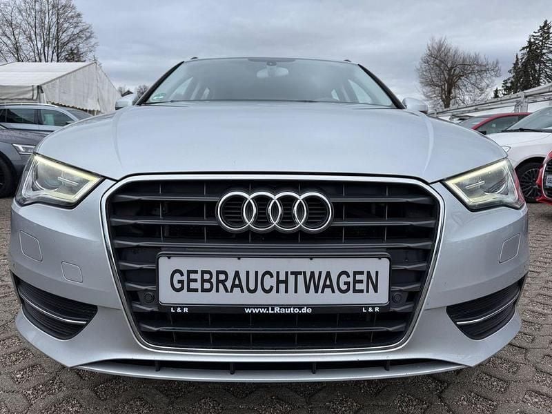 Gebraucht Audi A3 Attraction 150 PS (110 kW) 2014 Silber Limousine