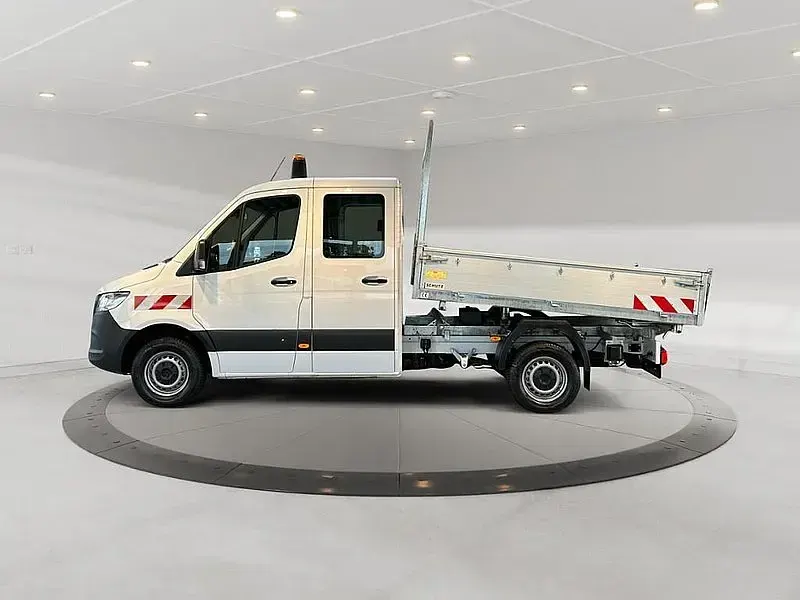 Gebraucht Mercedes Sprinter 170 PS (125 kW) 2025 Arktikweiss Van