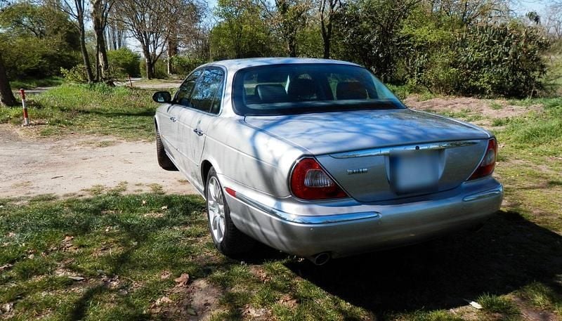 Gebraucht Jaguar XJ 298 PS (219 kW) 2005 Silber Limousine