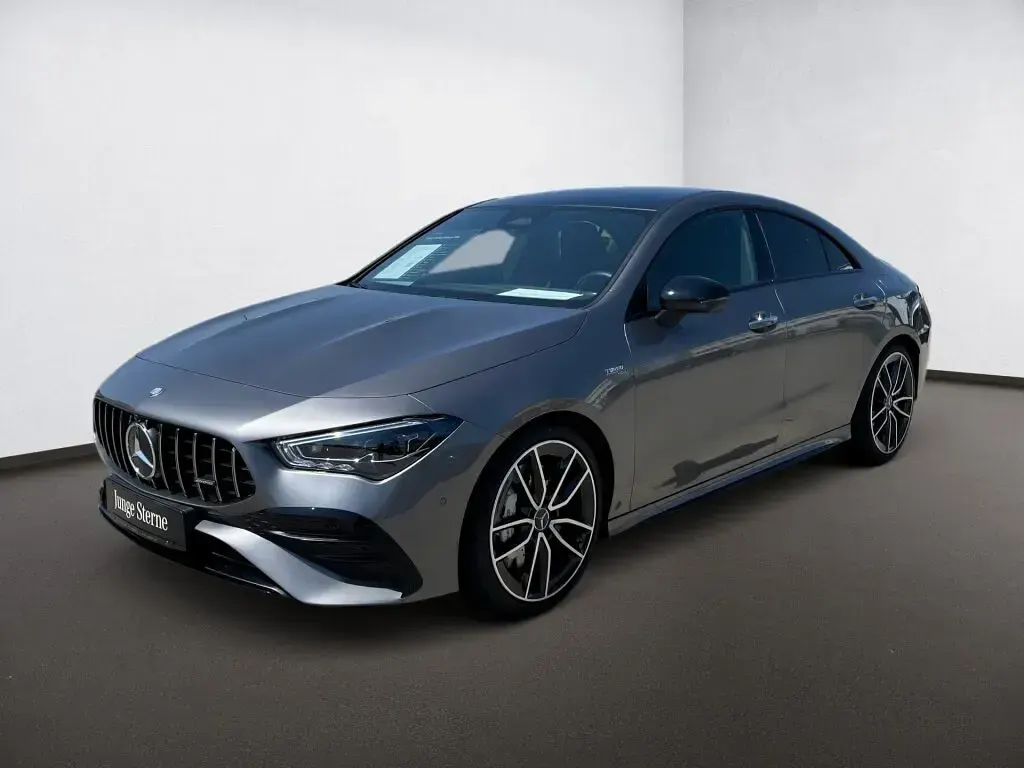 Gebraucht Mercedes CLA35 AMG AMG 306 PS (225 kW) 2025 Metalliclack mountaingrau Coupé