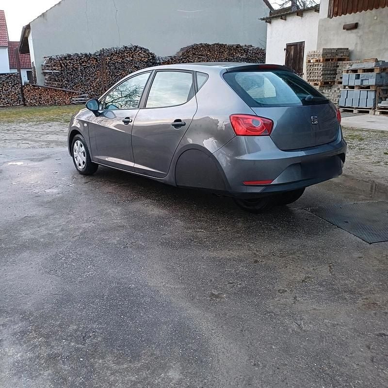 Second-hand Seat Ibiza 20 CP (14 kW) 2015 Gri Hatchback