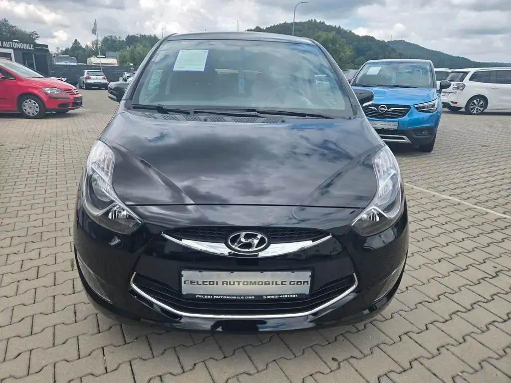 Gebraucht Hyundai ix20 Comfort 125 PS (91 kW) 2014 Schwarz Kleinwagen
