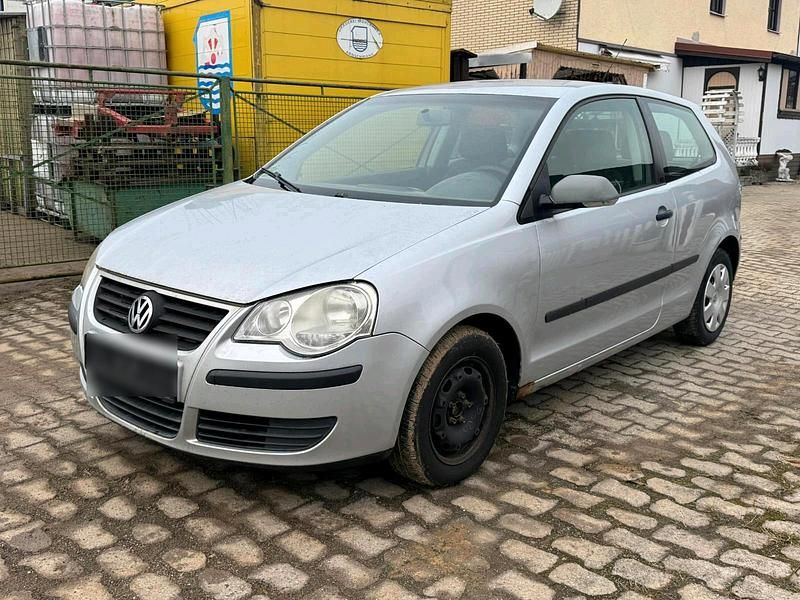 Silber Gebraucht 2007 VW Polo Limousine | 1.999 € (Fairer Preis) - Bild 1/4