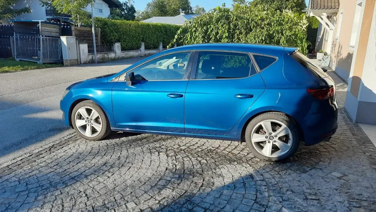 Gebraucht Seat Leon FR 184 PS (135 kW) 2013 Blau Limousine