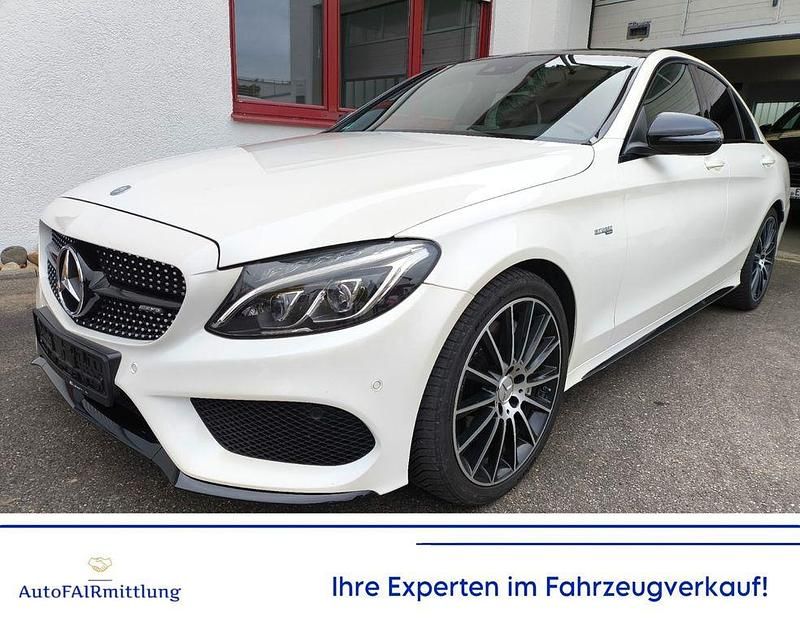 Weiß Gebraucht 2016 Mercedes C43 AMG AMG Limousine | 29.999 € (Teuer) - Bild 1/4