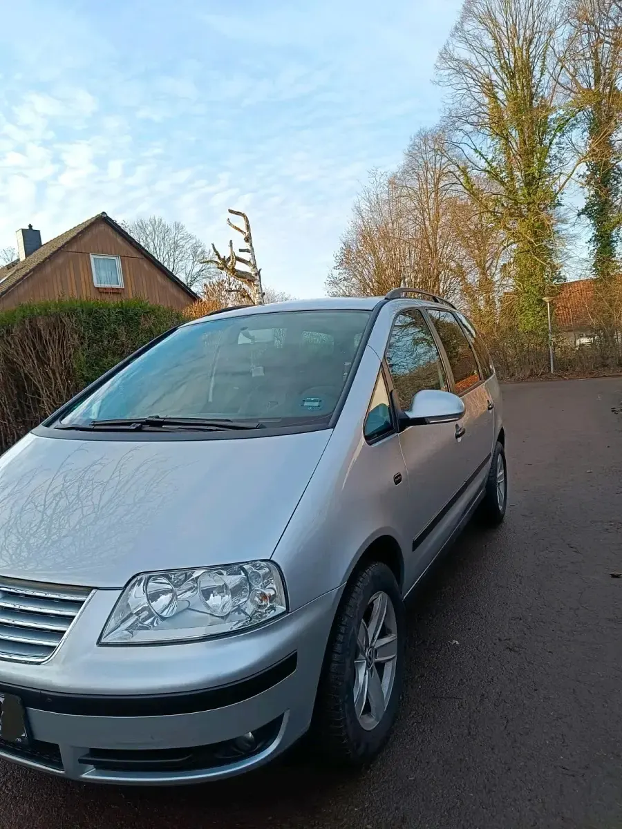 Gebraucht VW Sharan 140 PS (102 kW) 2007 Grau Van / Kleinbus