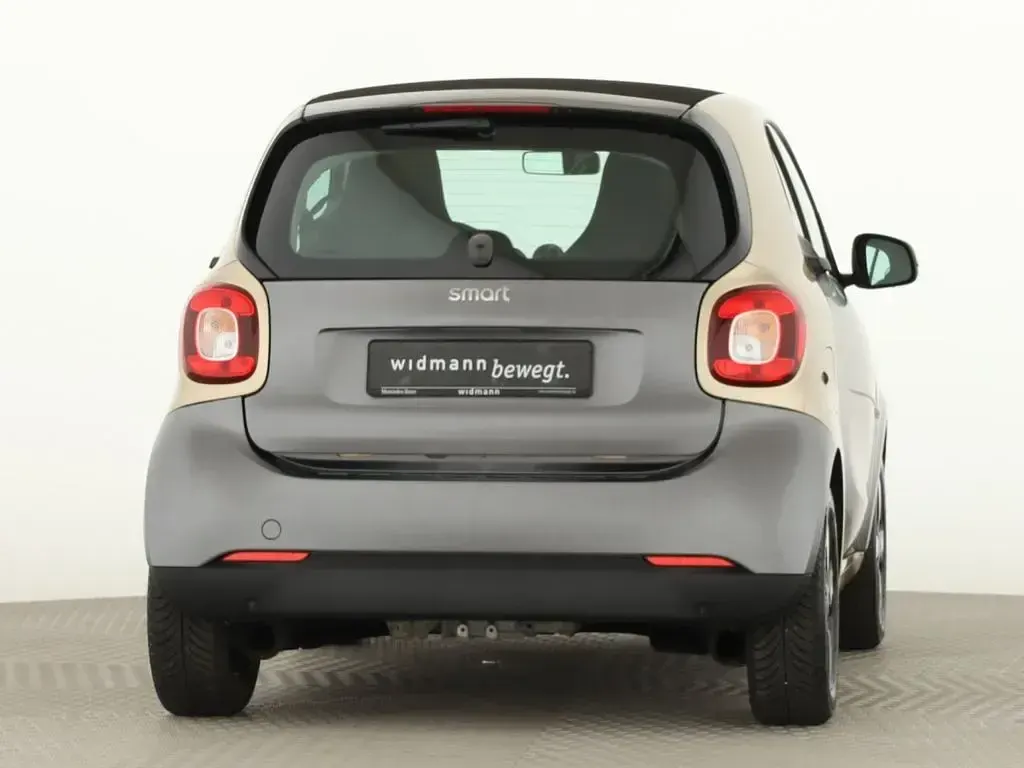 Gebraucht Smart ForTwo Electric Drive 60 kW (82 PS) 2023 Grau Coupé