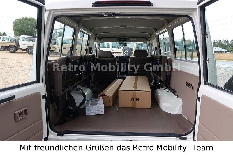 Neu Toyota Land Cruiser 228 PS (167 kW) 2026 Weiß SUV