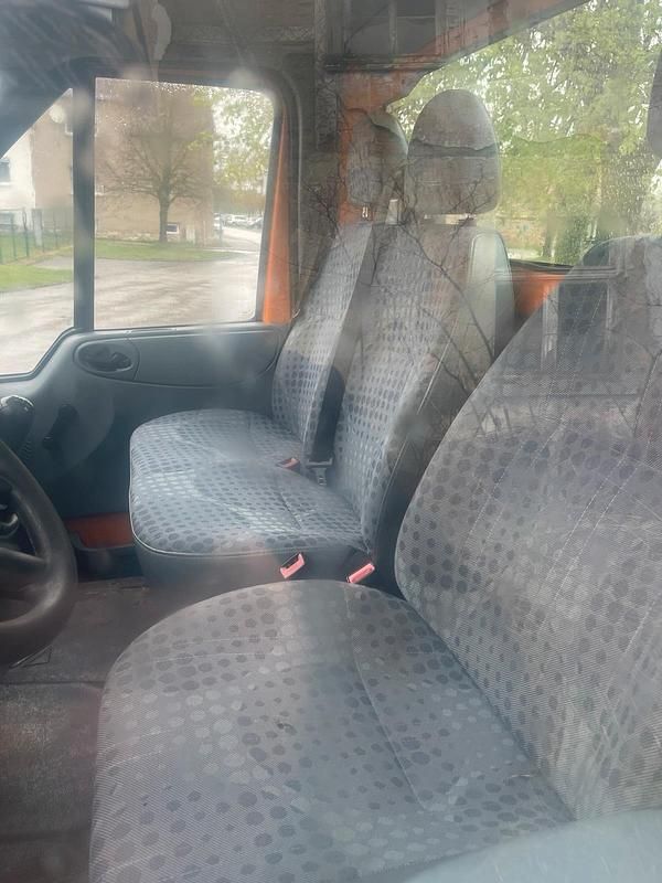 Usado Ford Transit 110 CV (80 kW) 2007