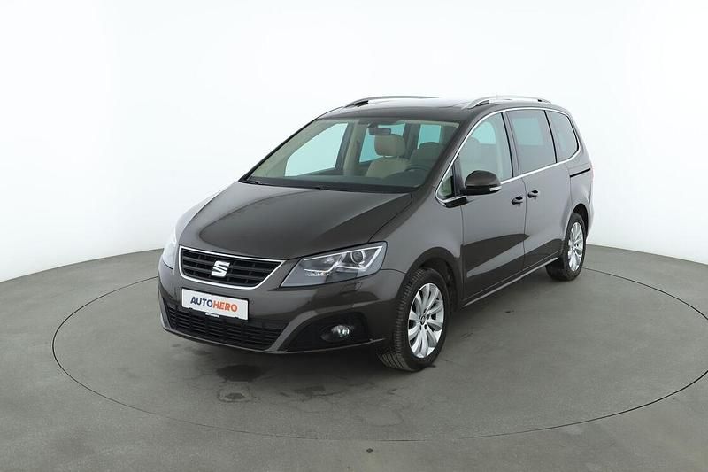 Braun Gebraucht 2018 Seat Alhambra Style Van / Kleinbus | 19.990 € (Superpreis) - Bild 1/3