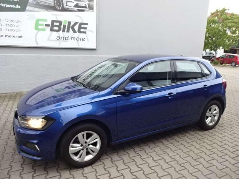 Reflexsilber metallic Gebraucht 2017 VW Polo Sound Kleinwagen | 13.550 € (Etwas zu teuer) - Bild 1/4