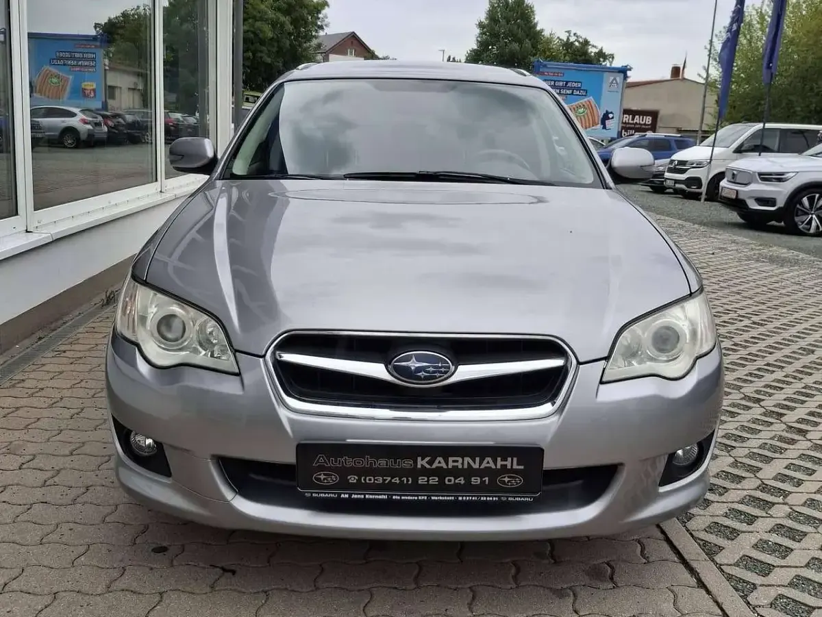 Gebraucht Subaru Legacy Trend 150 PS (110 kW) 2008 Steel silver (m) Kombi