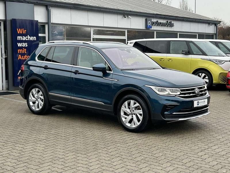 Gebraucht VW Tiguan Elegance 190 PS (139 kW) 2022 Blau SUV