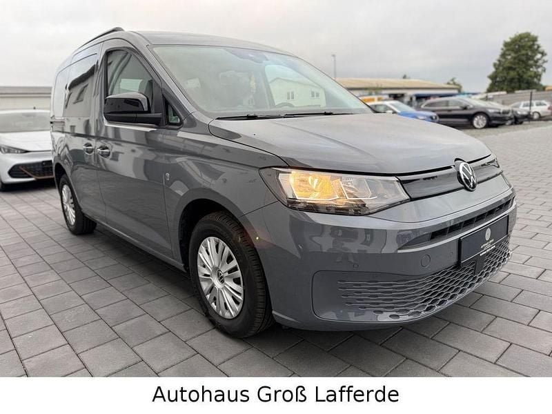 Grau Gebraucht 2023 VW Caddy Basis Van / Kleinbus | 24.990 € (Fairer Preis) - Bild 1/4