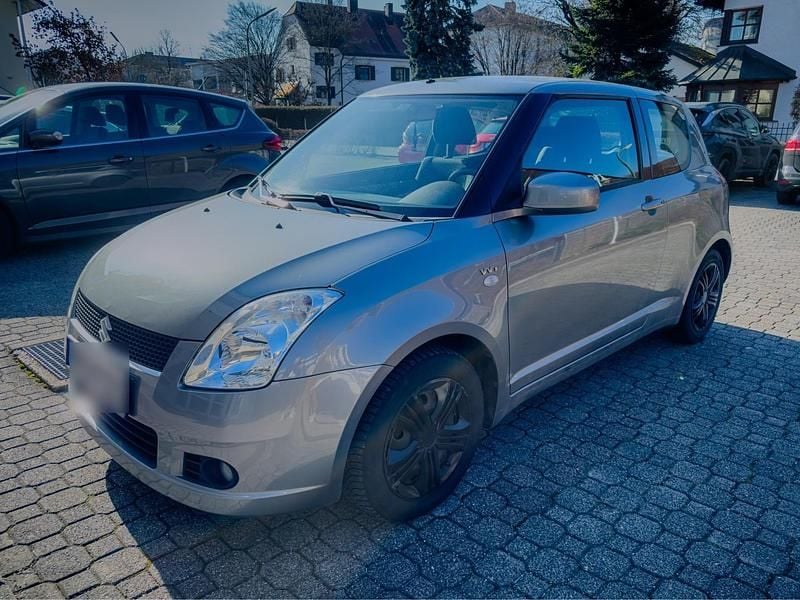Gebraucht Suzuki Swift 100 PS (73 kW) 2006 Silber Kleinwagen