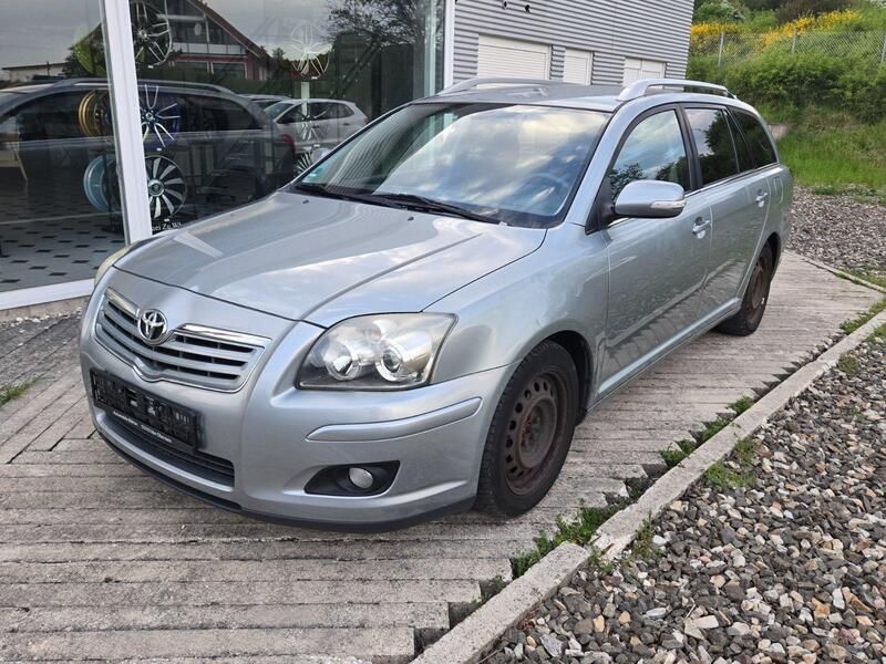 Grau Gebraucht 2007 Toyota Avensis Kombi | 1.499 € (Superpreis) - Bild 1/4