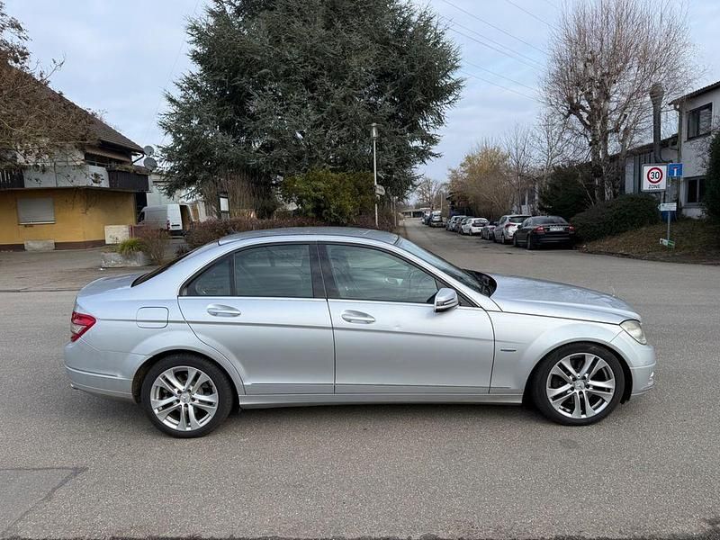 Gebraucht Mercedes C350 231 PS (169 kW) 2010 Silber Limousine