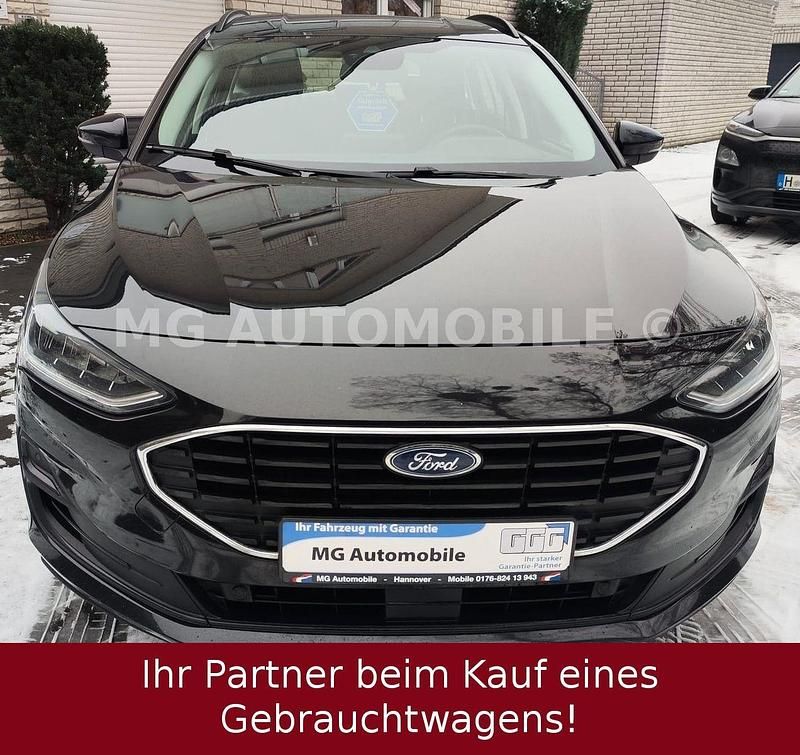 Gebraucht Ford Focus 120 PS (88 kW) 2022 Schwarz Kombi