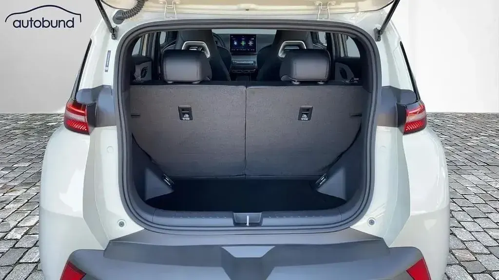Neu BYD Dolphin Surf Comfort 114 kW (156 PS) 2026 Weiß Kleinwagen