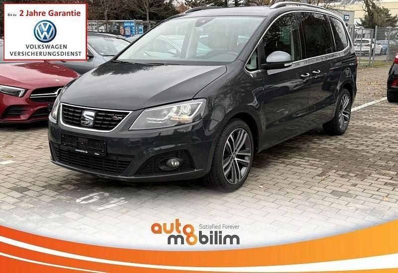 Grau Gebraucht 2022 Seat Alhambra FR-Line Van / Kleinbus | 27.829 € (Guter Preis) - Bild 1/4