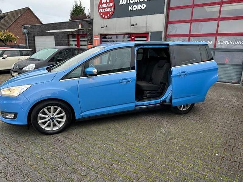 Gebraucht Ford Grand C-Max Titanium 150 PS (110 kW) 2017 Blau Van / Kleinbus