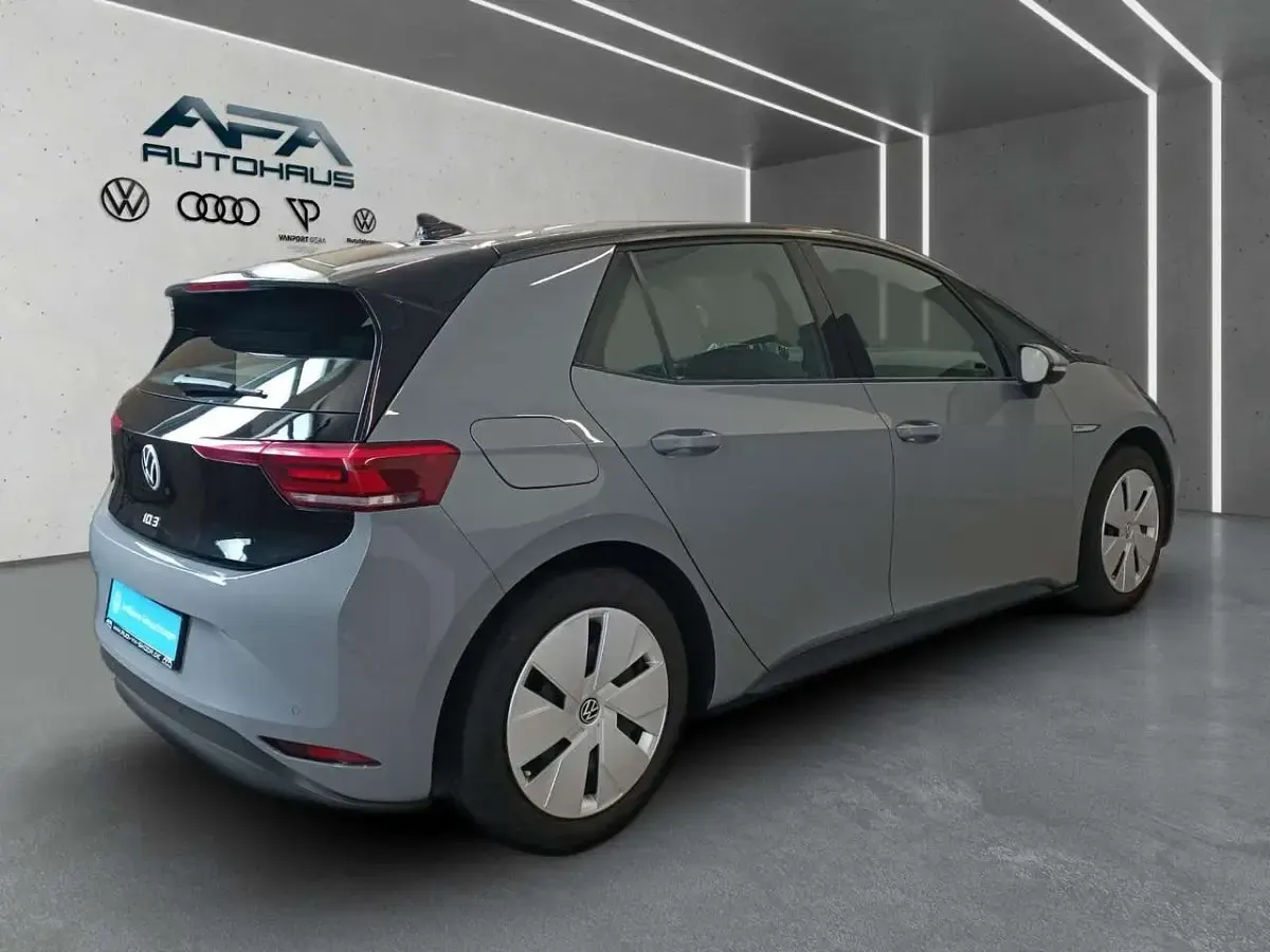 Gebraucht VW ID.3 Pro Performance 150 kW (204 PS) 2023 Schwarz Kleinwagen