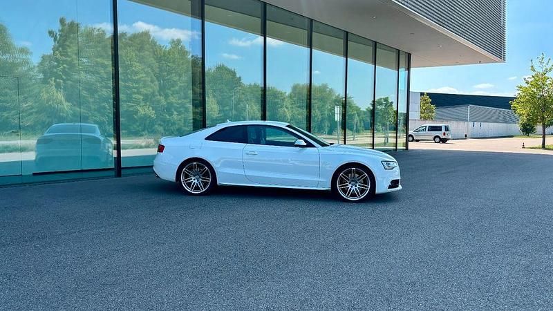 Gebraucht Audi S5 Sport 333 PS (244 kW) 2013 Weiß Coupé