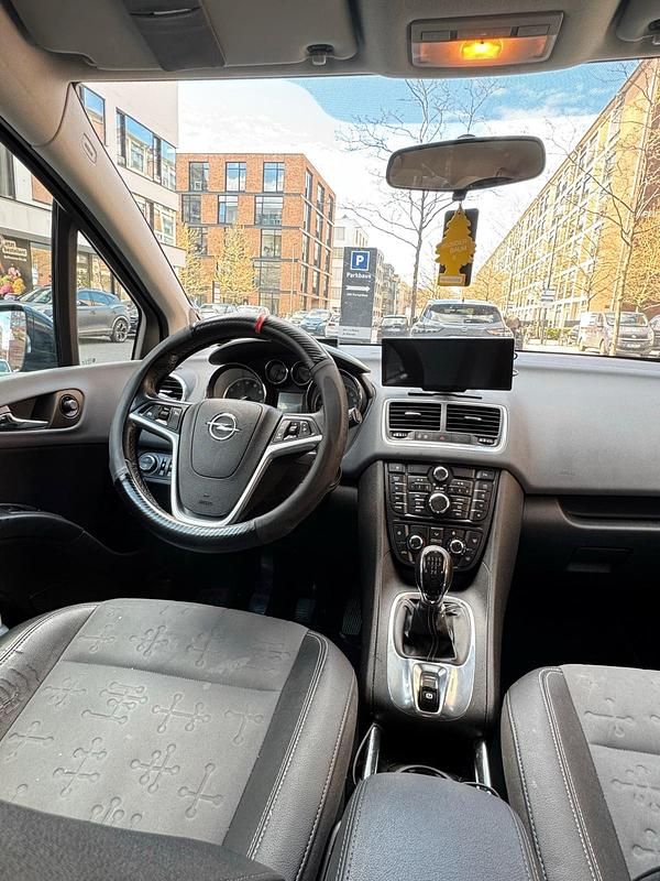 Używany Opel Meriva 2012 Niebieski Minivan