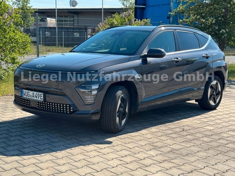 Grau Gebraucht 2023 Hyundai Kona Trend SUV | 31.950 € (Guter Preis) - Bild 1/4