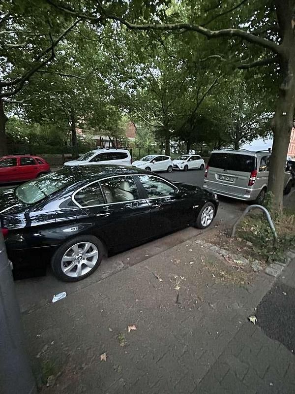 Gebraucht BMW 528 258 PS (189 kW) 2010 Schwarz Limousine