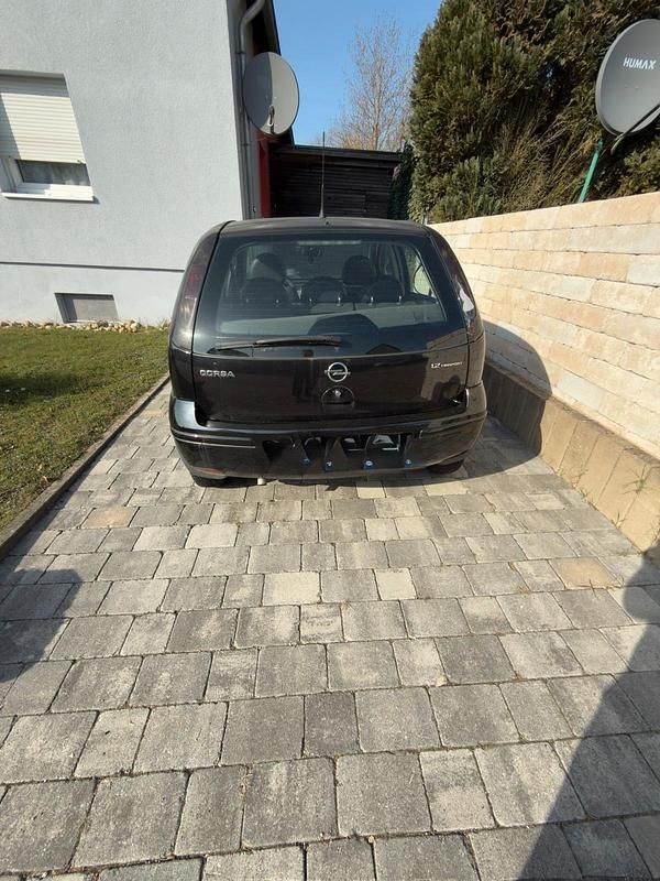 Gebraucht Opel Corsa 80 PS (58 kW) 2006 Schwarz Kleinwagen